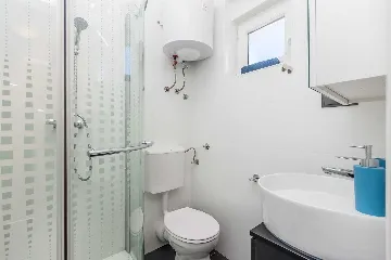 3-Bedroom House with Private Pool in Krk