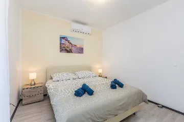 3-Bedroom House with Private Pool in Krk