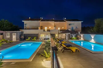 3-Bedroom House with Private Pool in Krk