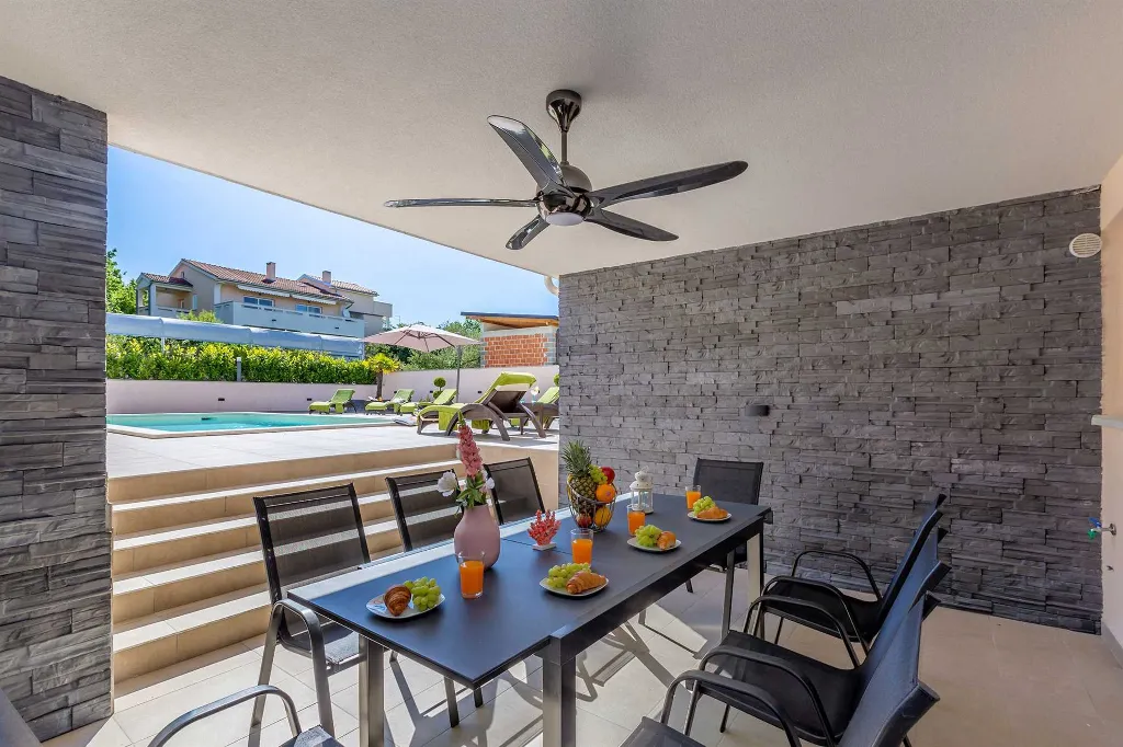 House for 8 Guests in Krk, Croatia