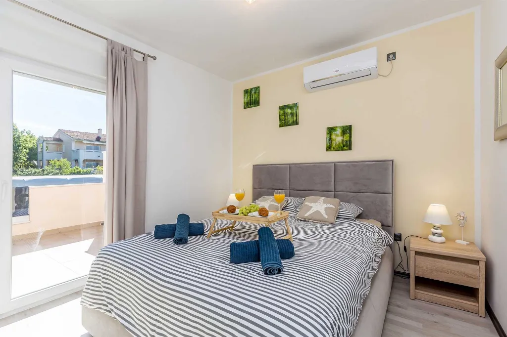 House for 8 Guests in Krk, Croatia