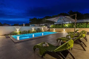 House for 8 Guests in Krk, Croatia