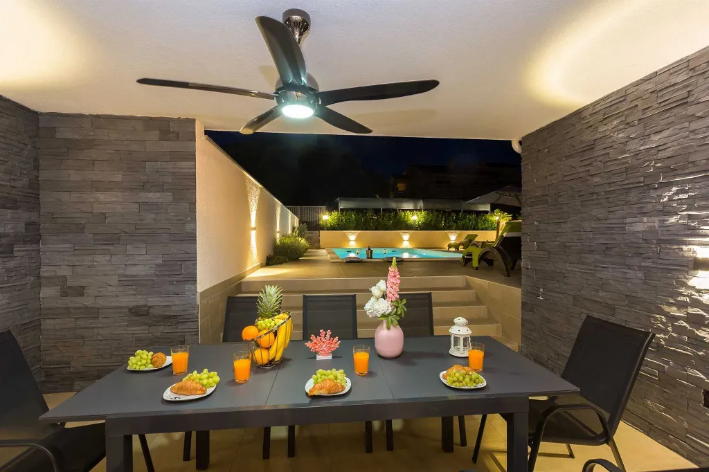 House for 8 Guests in Krk, Croatia