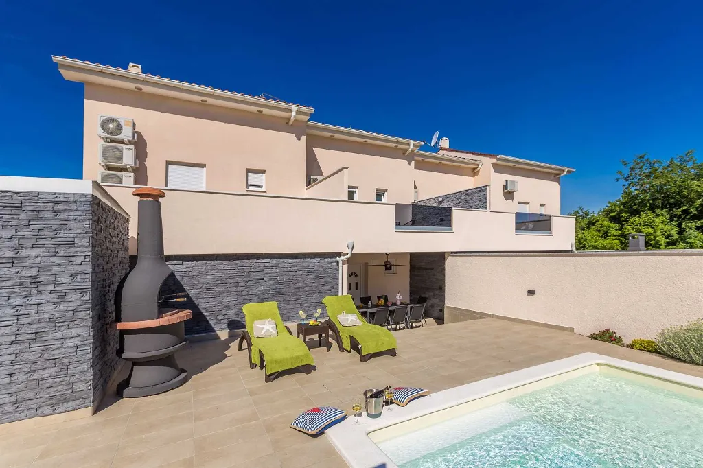 House for 8 Guests in Krk, Croatia