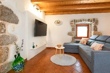 Stone House with Heated Pool in Vrh, Krk for 8–10
