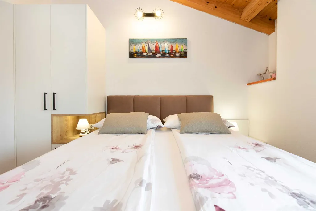 Stone House with Heated Pool in Vrh, Krk for 8–10