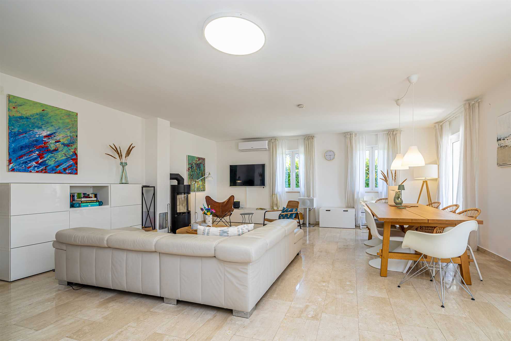 Holiday house JOSEPHINE with heated swimming pool