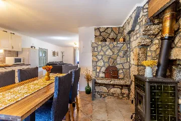 Villa with Pool in Salatići for Up to 6 Guests