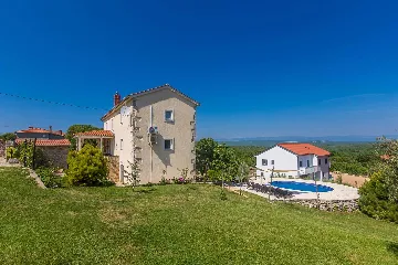Villa with Pool in Salatići for Up to 6 Guests