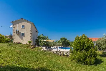 Villa with Pool in Salatići for Up to 6 Guests