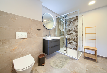 Villa with Pool in Salatići for Up to 6 Guests