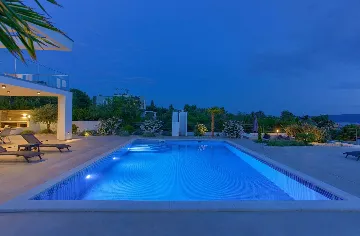 5-Bedroom Villa in Pinezići with Heated Pool