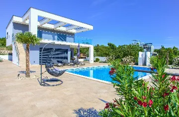 5-Bedroom Villa in Pinezići with Heated Pool