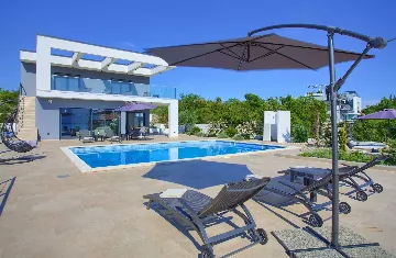 5-Bedroom Villa in Pinezići with Heated Pool