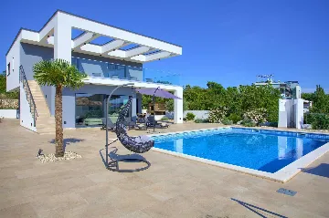 5-Bedroom Villa in Pinezići with Heated Pool