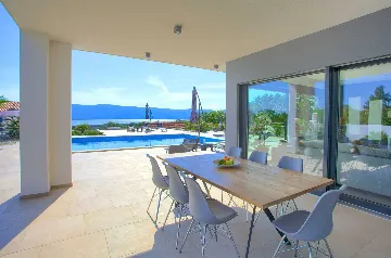 5-Bedroom Villa in Pinezići with Heated Pool