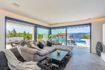 5-Bedroom Villa in Pinezići with Heated Pool