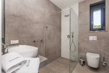 5-Bedroom Villa in Pinezići with Heated Pool