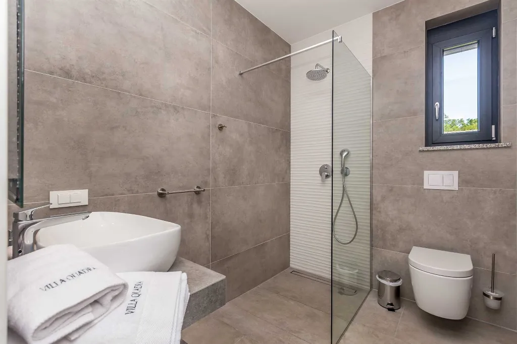 5-Bedroom Villa in Pinezići with Heated Pool