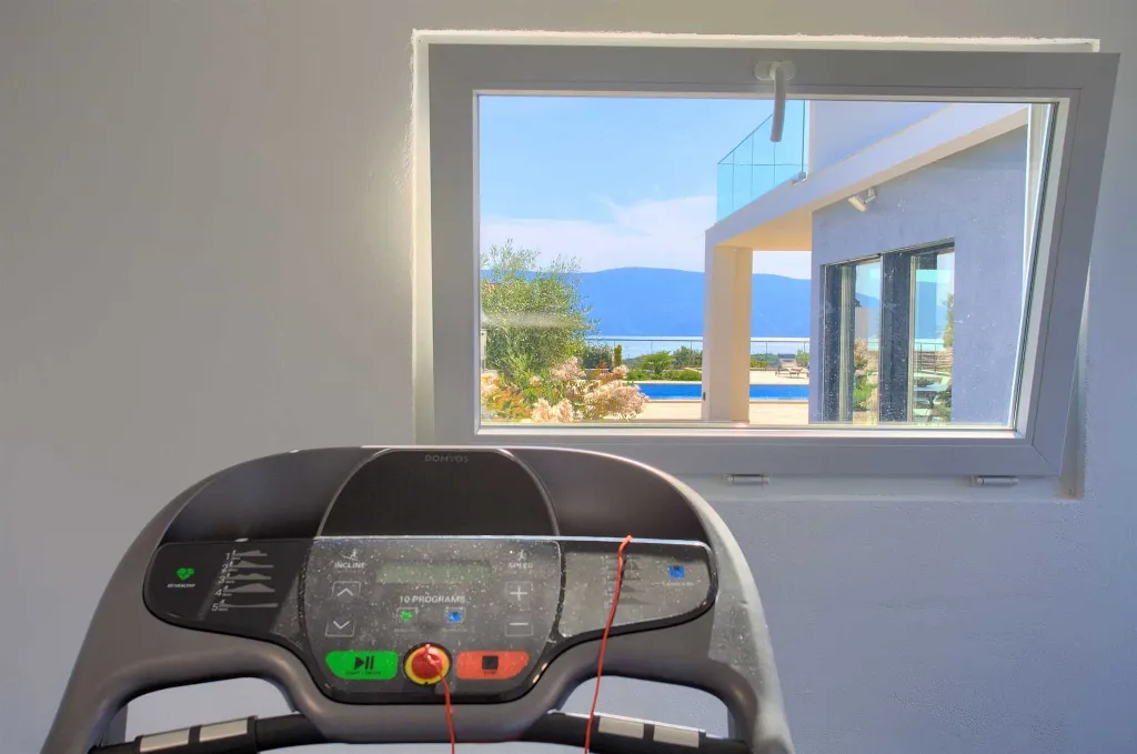 5-Bedroom Villa in Pinezići with Heated Pool