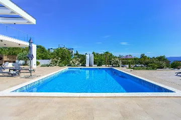 5-Bedroom Villa in Pinezići with Heated Pool