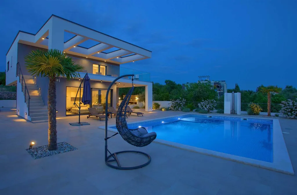 5-Bedroom Villa in Pinezići with Heated Pool