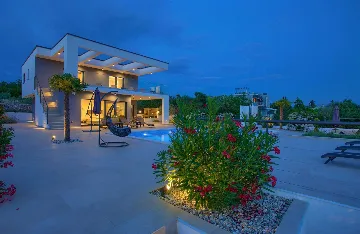 5-Bedroom Villa in Pinezići with Heated Pool