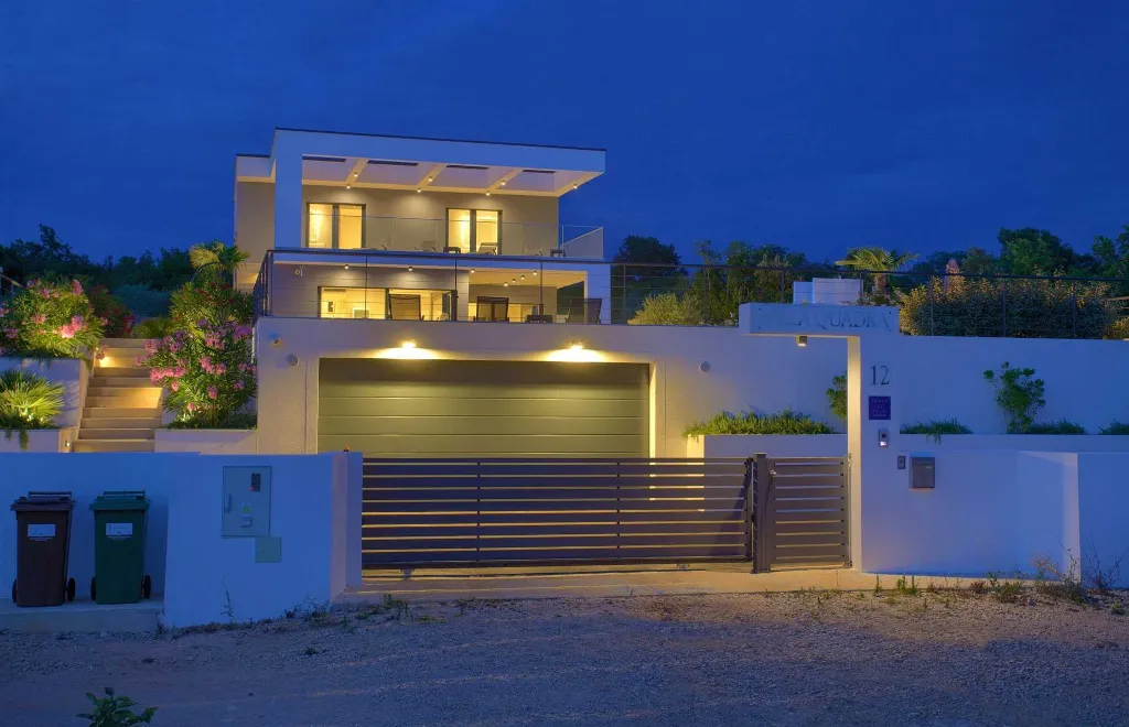 5-Bedroom Villa in Pinezići with Heated Pool