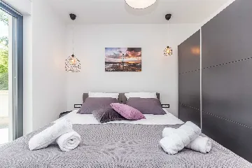 2-Bedroom Apartment with Private Pool in Njivice