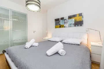 House with Private Pool in Milovčići for 8 Guests