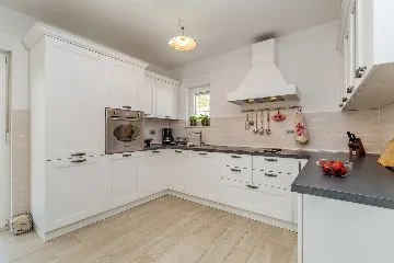 House in Pinezići with Private Pool for 6