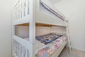 House in Pinezići with Private Pool for 6