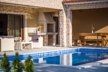 3-Bedroom Villa with Private Pool in Pinezići