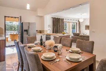 3-Bedroom Villa with Private Pool in Pinezići