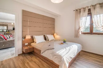 3-Bedroom Villa with Private Pool in Pinezići