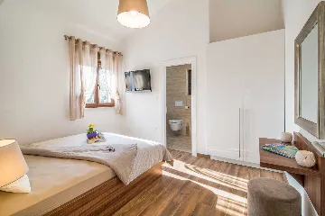 3-Bedroom Villa with Private Pool in Pinezići