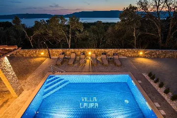 3-Bedroom Villa with Private Pool in Pinezići