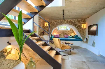 Rustic Villa in Gostinjac for Up to 6 Guests