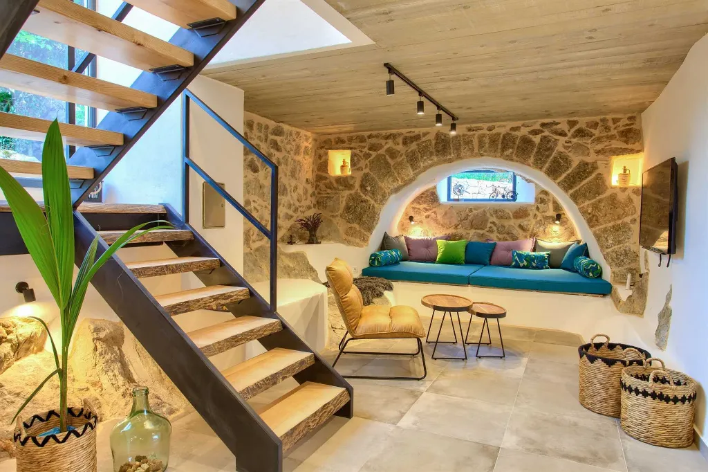 Rustic Villa in Gostinjac for Up to 6 Guests