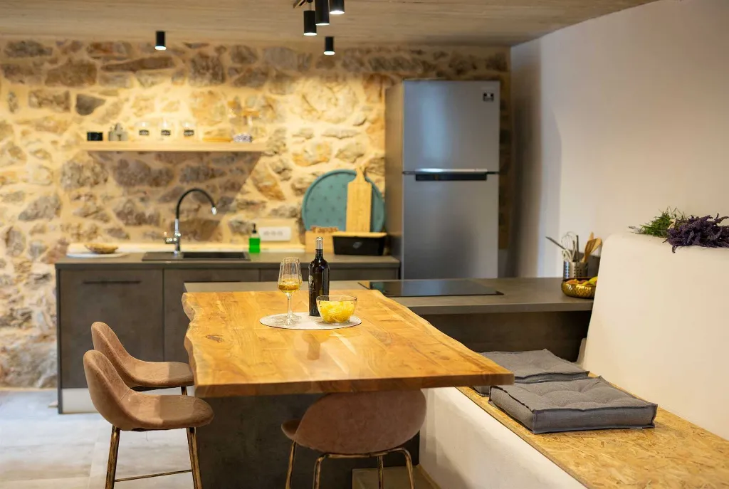 Rustic Villa in Gostinjac for Up to 6 Guests