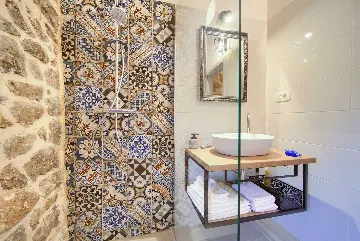 Rustic Villa in Gostinjac for Up to 6 Guests