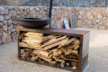 Rustic Villa in Gostinjac for Up to 6 Guests