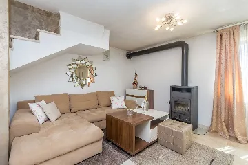 House in Žgaljići for 4 Guests with Private Pool