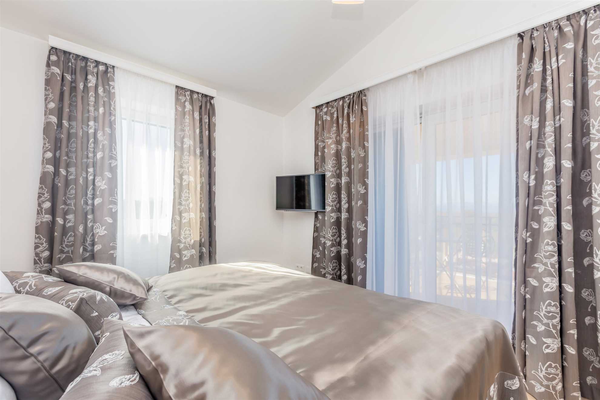 Villa ROMANTICA mit Sauna, Pool und Whirlpool