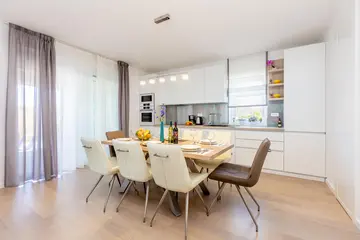 Malinska 4-Bedroom Villa with Sauna, Pool & Jacuzzi