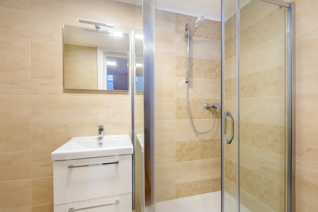 Malinska 4-Bedroom Villa with Sauna, Pool & Jacuzzi