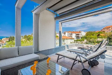 Villa in Malinska for 6 with Heated Pool