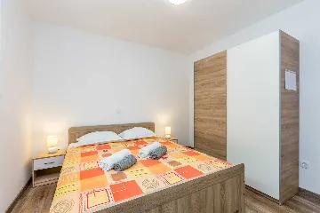 3-Bedroom House in Gabonjin with Private Pool