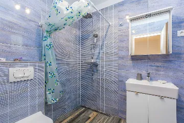 3-Bedroom House in Gabonjin with Private Pool