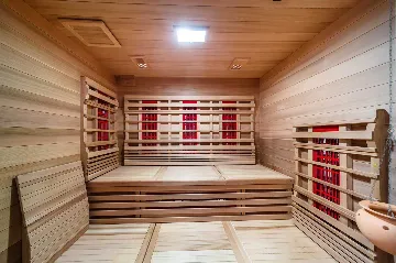 3-Bedroom Villa with Indoor & Outdoor Pool in Kras